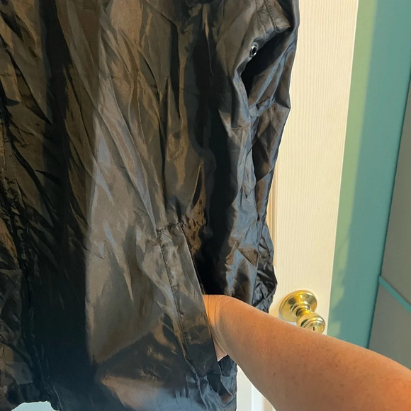 Cunard Queen Victoria Rain Jacket Hidden Hood XXL The Cruise Jacket Windbreaker - Picture 5 of 10